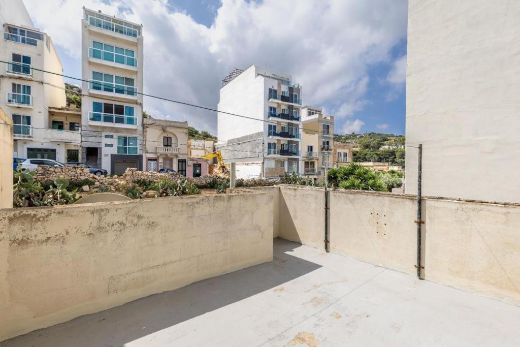 Lovely Seaview Apt At St Paul'S Bay ภายนอก รูปภาพ